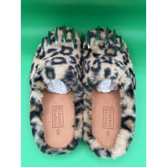 Bravest Studios Bear Claw Mules Black Size 8 Brand New In Box - Picture 4 of 5